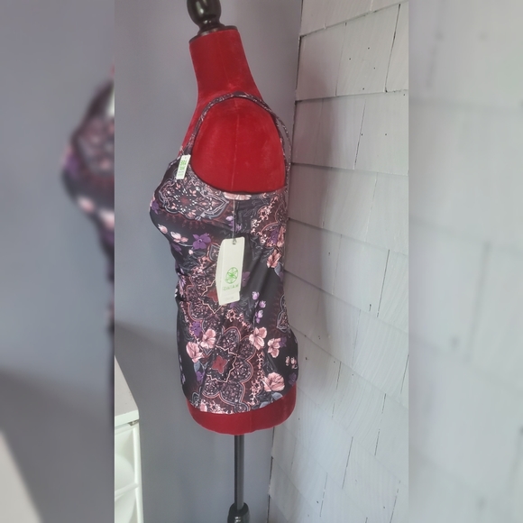 Gaiam bra work out tank sleeveless - Picture 2 of 8